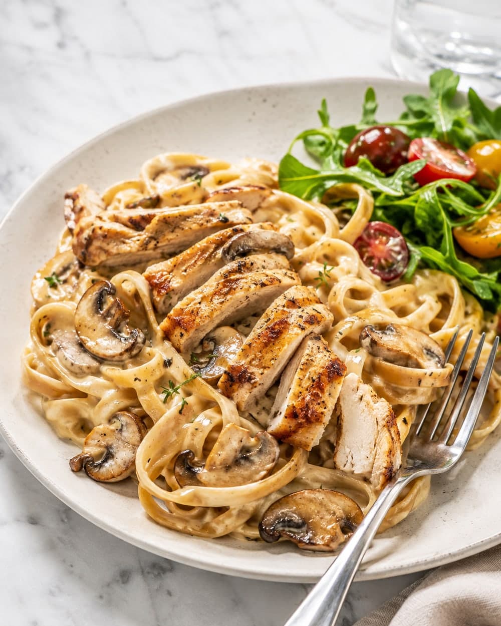 Creamy Chicken Breast and Mushroom Pasta